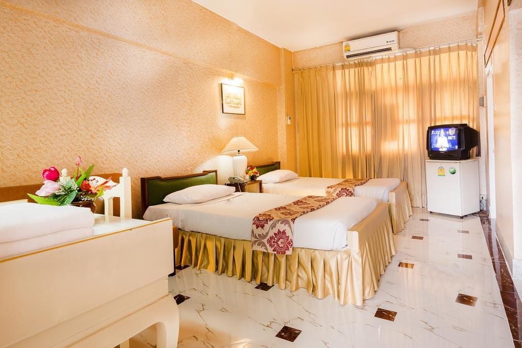 Kyo-Un Hotel Sara Buri Δωμάτιο φωτογραφία