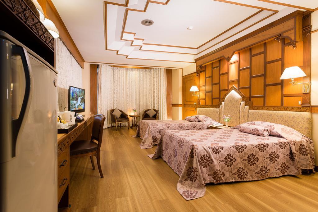 Kyo-Un Hotel Sara Buri Δωμάτιο φωτογραφία