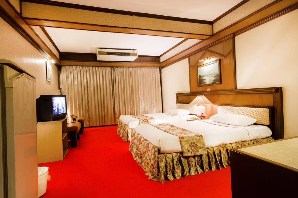 Kyo-Un Hotel Sara Buri Δωμάτιο φωτογραφία