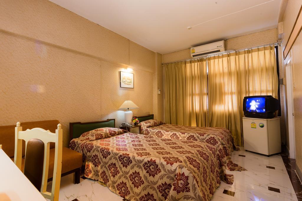 Kyo-Un Hotel Sara Buri Δωμάτιο φωτογραφία